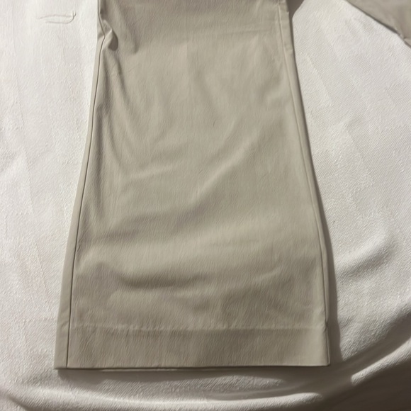 New York & Company Light Beige Wide Leg Pants - Picture 3 of 4